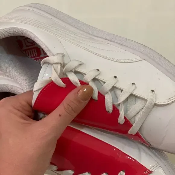 Puma heart sneakers! True to size - Picture 5 of 8